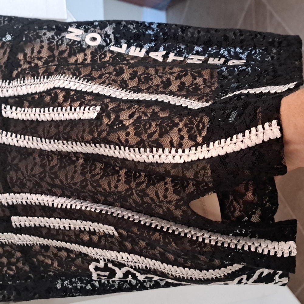 Stella McCartney Estell Thanks Girl Collection Black Lace Embroidered Top 44 - Picture 2 of 11